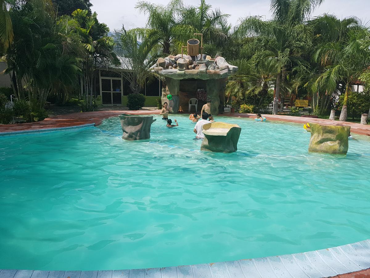 Hotel Santa Cruz Zapaca Exterior foto