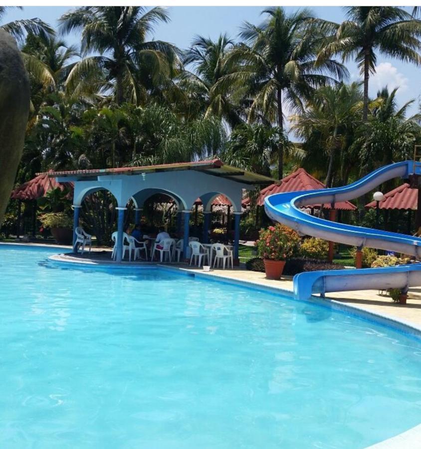 Hotel Santa Cruz Zapaca Exterior foto